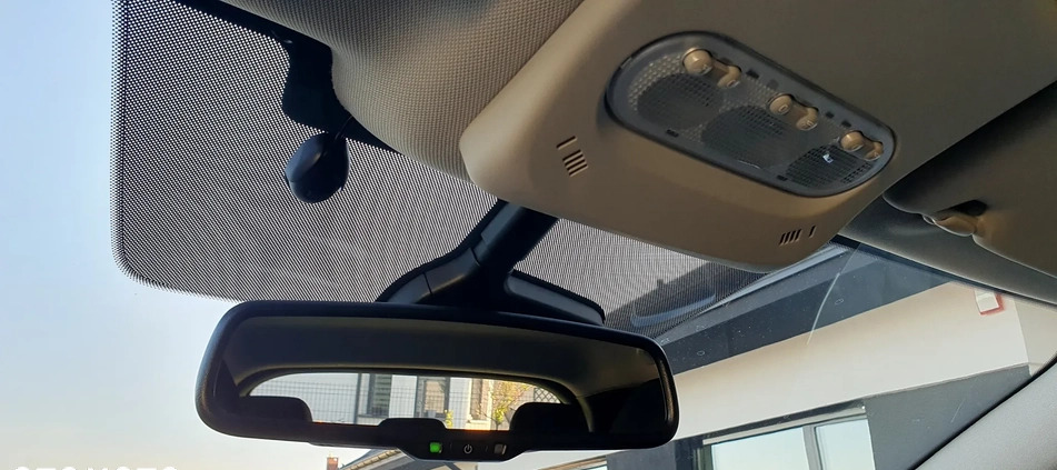 Nissan Qashqai cena 79900 przebieg: 128191, rok produkcji 2018 z Bydgoszcz małe 596